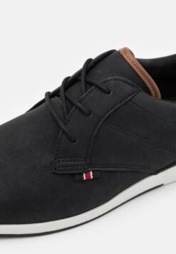Pier One Sportieve Veterschoenen - Black 7 Pier One Sportieve Veterschoenen - Black -Pier One Schoenen Winkel 09385dbb736847f5a5eac6cf4a1ece0d