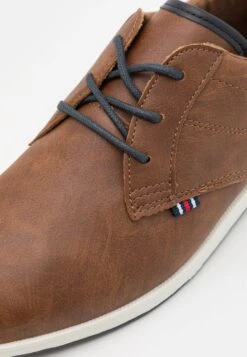 Pier One Sportieve Veterschoenen - Cognac/White 7 Pier One Sportieve Veterschoenen - Cognac/White -Pier One Schoenen Winkel 0c2e6eb37336427d88e64335d52c7be6