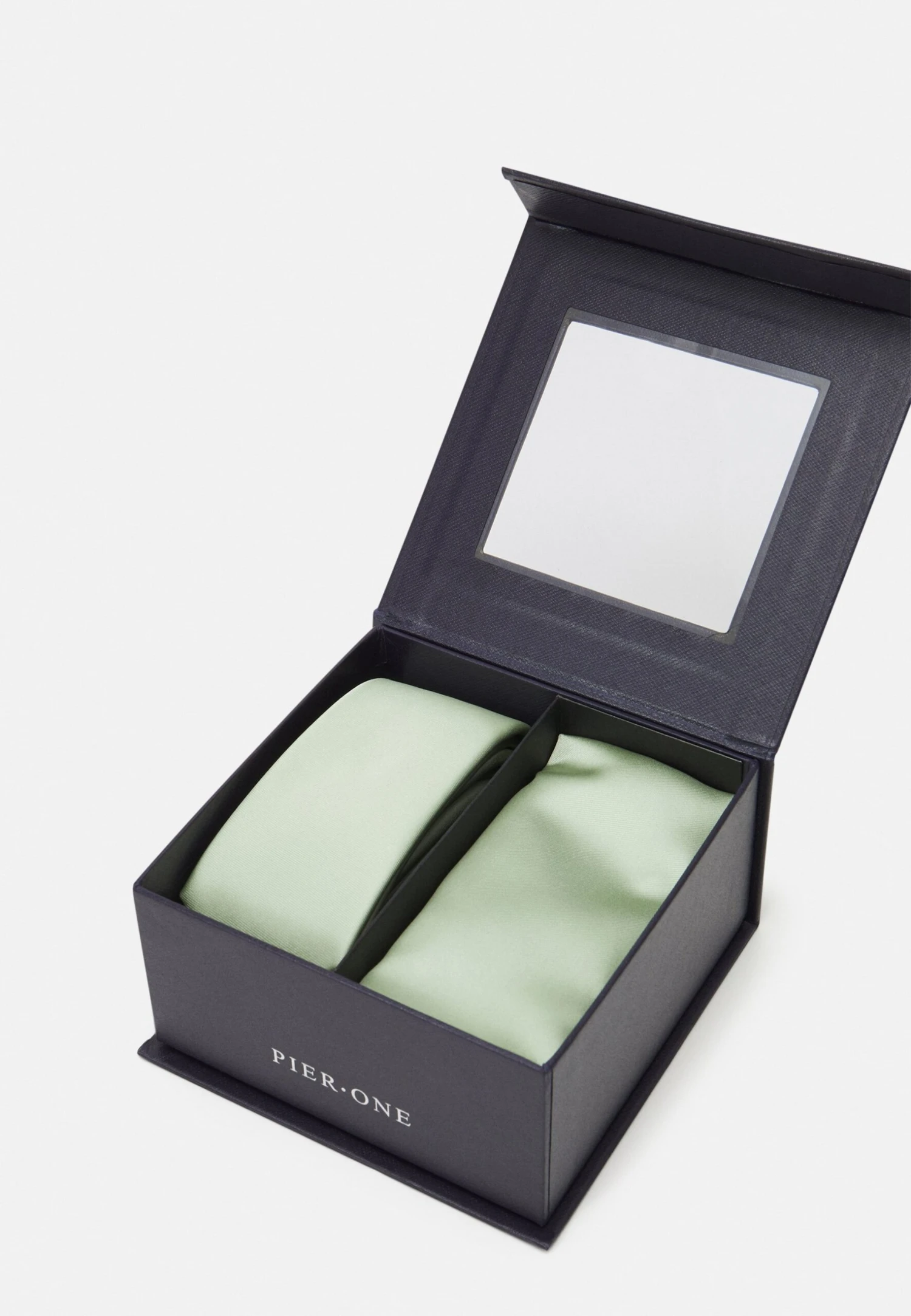 Set - Pochet - Light Green Pier One Set - Pochet - Light Green -Pier One Schoenen Winkel 186418c4632045a49f49be956c5a79e1 scaled