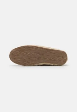 Pier One Unisex - Espadrilles - Brown -Pier One Schoenen Winkel 23ffc4845e644a6e9d5b182382af5ffb