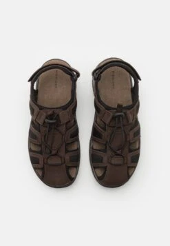 Pier One Leather - Outdoorsandalen - Brown -Pier One Schoenen Winkel 2f7ff40eeede463ba421d45819843353