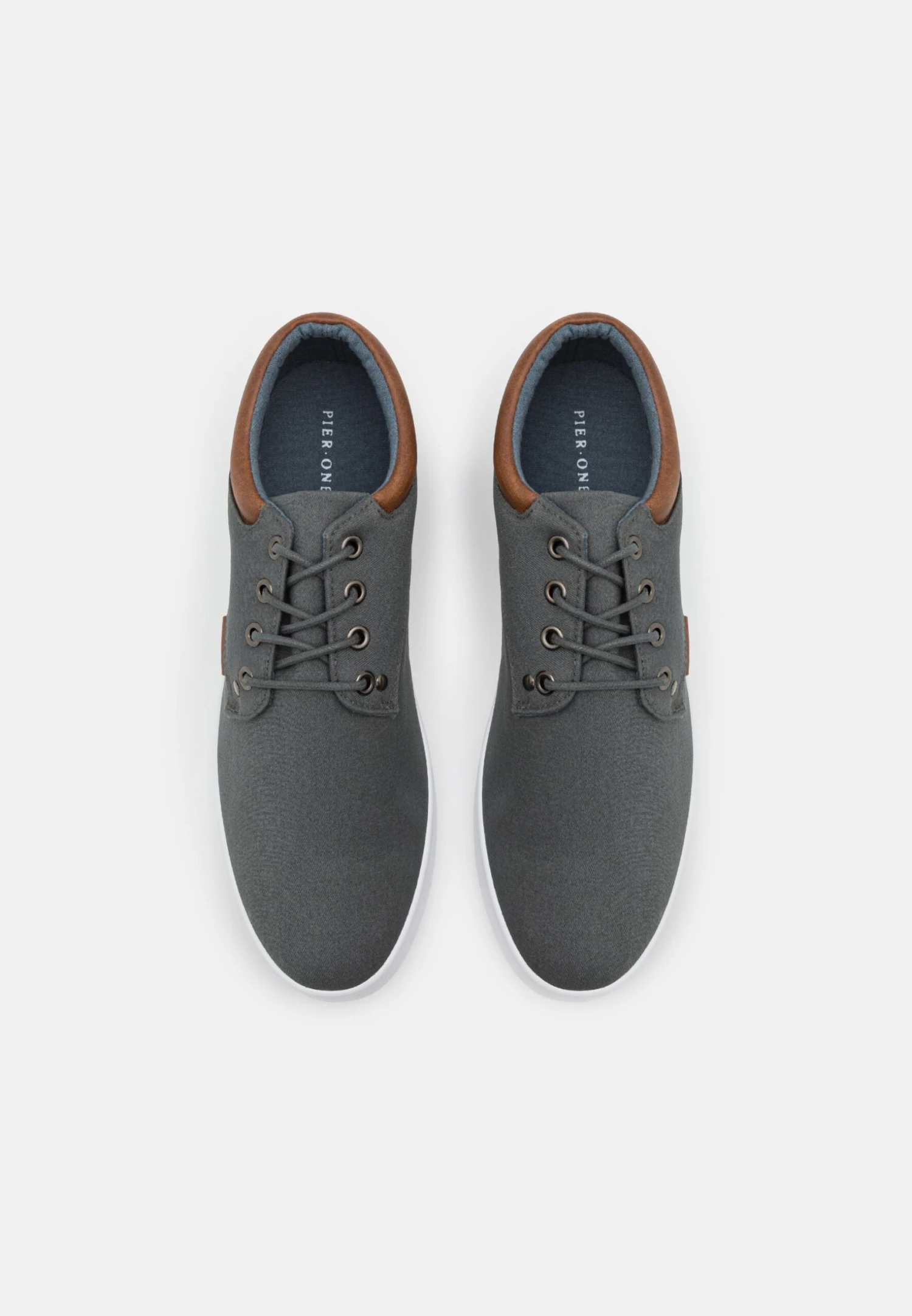 Unisex - Sneakers Laag - Grey Pier One Unisex - Sneakers Laag - Grey -Pier One Schoenen Winkel 300f1aa95a2a4579b4a07e57470c9afc scaled