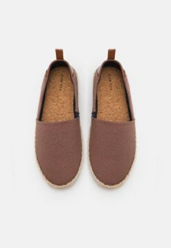 Pier One Unisex - Espadrilles - Brown -Pier One Schoenen Winkel 31da881e18bf49df90b20d8e283884c8