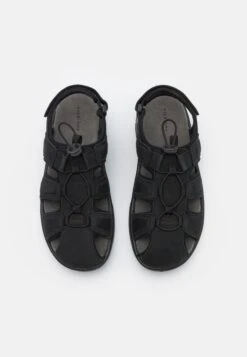 Pier One Leather - Outdoorsandalen - Black -Pier One Schoenen Winkel 348ad4d4a3a548d0b683ff94cec7b0e3