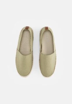 Pier One Rena Espadrille Unisex - Espadrilles - Olive 5 Pier One Rena Espadrille Unisex - Espadrilles - Olive -Pier One Schoenen Winkel 37f61750ec004994b62ae6ddcfad1a43