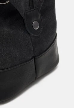 Pier One Unisex - Reistas - Black 6 Pier One Unisex - Reistas - Black -Pier One Schoenen Winkel 390fd20969e24bffab2b5942d8c452e7