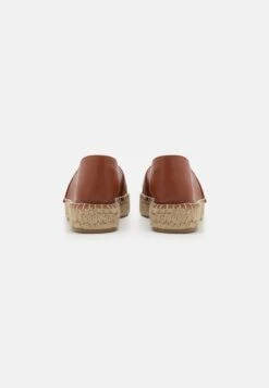 Pier One Leather- Instappers - Cognac 5 Pier One Leather- Instappers - Cognac -Pier One Schoenen Winkel 422a8a488ed345a6be6eb3e8086b0209