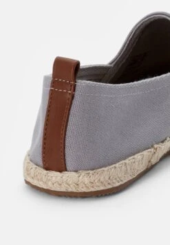 Pier One Rena Espadrille Unisex - Espadrilles - Light Grey 7 Pier One Rena Espadrille Unisex - Espadrilles - Light Grey -Pier One Schoenen Winkel 42d2421a7d9a4236aff6d97b980fd1f5