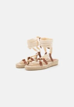 Pier One Leather - Sandalen Met Plateauzool - 003 - Off-White -Pier One Schoenen Winkel 43fe65b4c8344bbc8a94499df02138b5