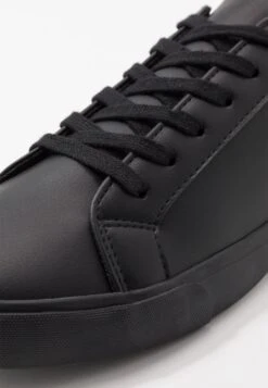 Pier One Unisex - Sneakers Laag - Black -Pier One Schoenen Winkel 4b9fcbc04e2a4ee3a96fa0f2fefe6cba