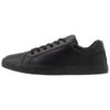 Pier One Unisex - Sneakers Laag - Black 1 Pier One Unisex - Sneakers Laag - Black -Pier One Schoenen Winkel 4c6393a3f6ef4001abdc81df67bc85df