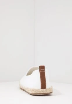 Pier One Rena Espadrille Unisex - Espadrilles - White 5 Pier One Rena Espadrille Unisex - Espadrilles - White -Pier One Schoenen Winkel 4f1c7dae0cbb47efaca02a71fb79d125