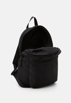 Pier One Travel Compact Backpack Foldable Unisex - Rugzak - Black 4 Pier One Travel Compact Backpack Foldable Unisex - Rugzak - Black -Pier One Schoenen Winkel 5857bf9f87bd4921afcc6369b3f34f5d