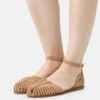 Pier One Leather- Sandalen - Beige 2 Pier One Leather- Sandalen - Beige -Pier One Schoenen Winkel 62e82f17cb7542a8b5e9bbd5197ce173