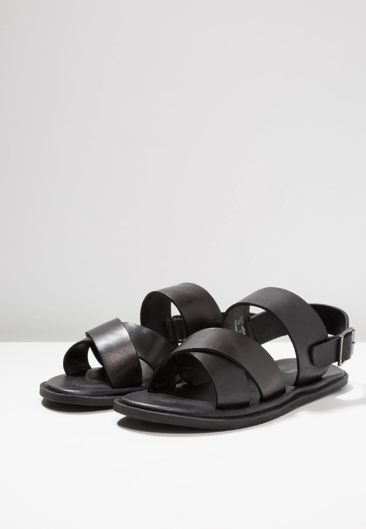 Sandalen - Black Pier One Sandalen - Black -Pier One Schoenen Winkel 636ea7102eae4319abfae8bd7f39ebf0