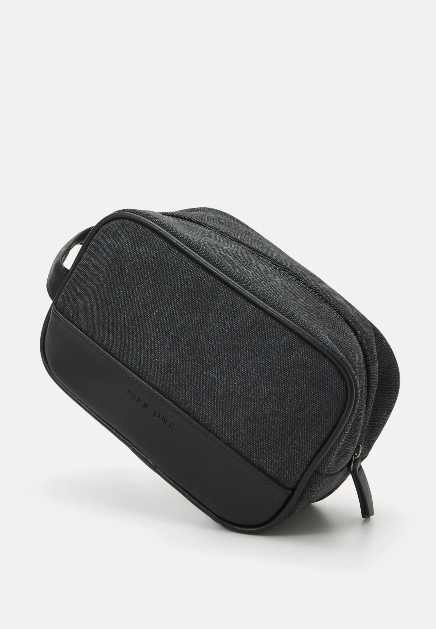 Unisex - Toilettas - Black Pier One Unisex - Toilettas - Black -Pier One Schoenen Winkel 674ff8504a974fd0a6613ac637df3a32 scaled