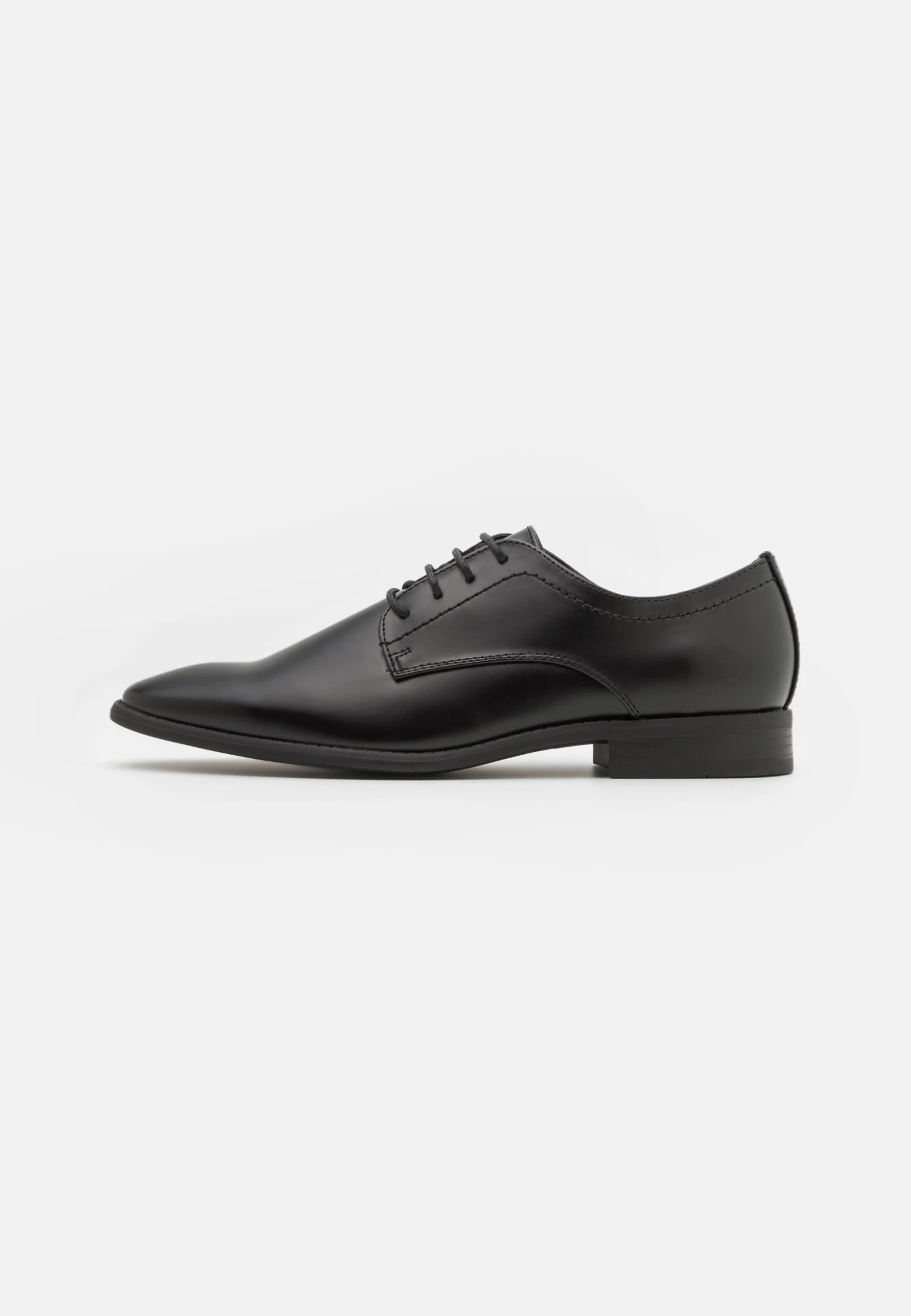 Unisex - Veterschoenen - Black Pier One Unisex - Veterschoenen - Black -Pier One Schoenen Winkel 6cbd5be64dc84d48b9af70a9704070e0 scaled