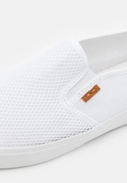 Pier One Unisex - Instappers - White 7 Pier One Unisex - Instappers - White -Pier One Schoenen Winkel 7af3f76c7d3048f7ace815eb38fb78e9