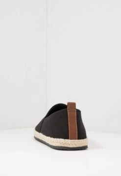 Pier One Rena Espadrille Unisex - Espadrilles - Black 6 Pier One Rena Espadrille Unisex - Espadrilles - Black -Pier One Schoenen Winkel 7feacd16e0f641c0a3bc1ce06bef0121