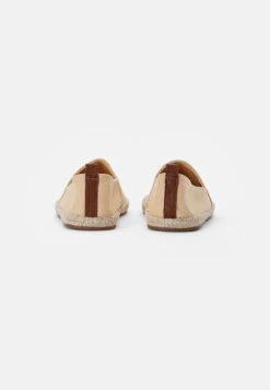 Pier One Rena Espadrille Unisex - Espadrilles - Beige -Pier One Schoenen Winkel 8310eea23d7d45459447954d543b0c0d
