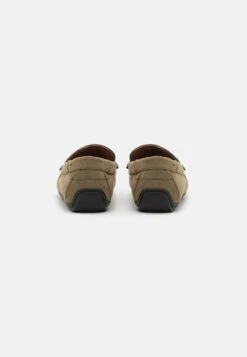 Pier One Unisex - Mocassins - Olive -Pier One Schoenen Winkel 83d1f5a6a06847da9775750cb73a9d57