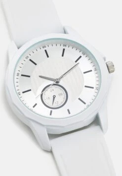 Pier One Unisex - Horloge - White -Pier One Schoenen Winkel 8965057d2b72463f8321f9e53d010a17