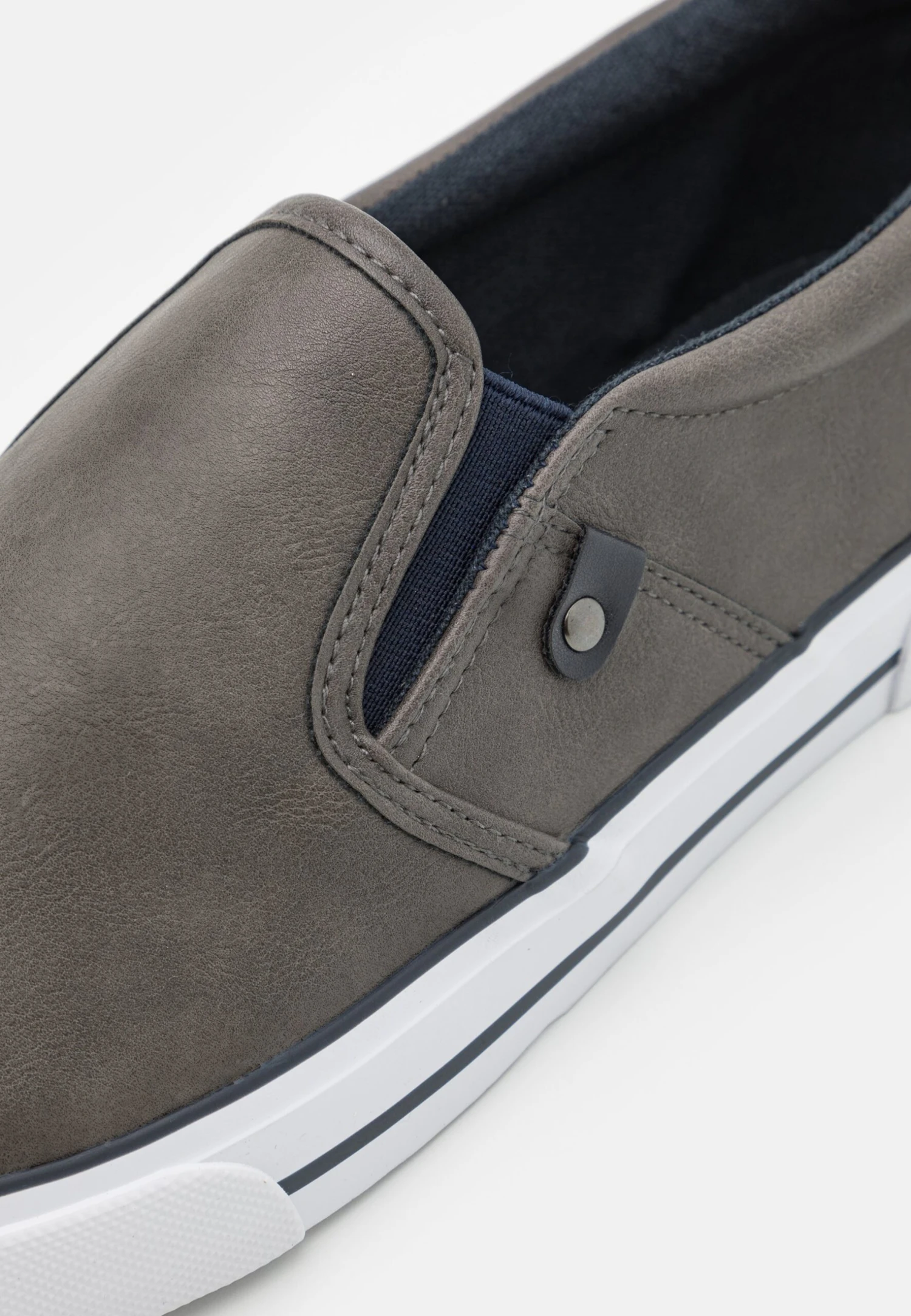 Unisex - Sneakers Laag - Grey Pier One Unisex - Sneakers Laag - Grey -Pier One Schoenen Winkel 8f4c3bab60a8427abbcea954eebfdf86 scaled