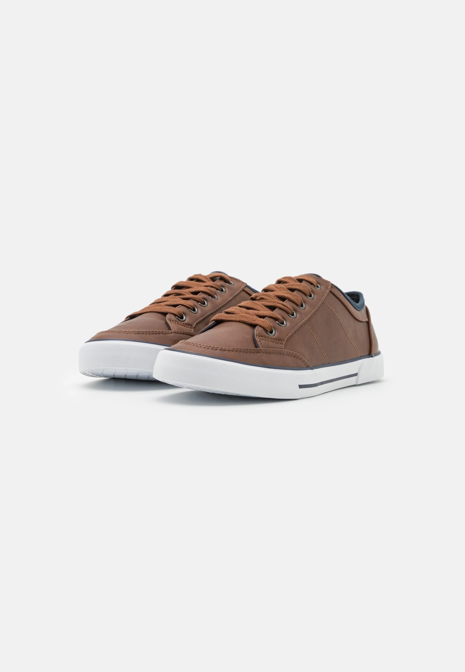 Unisex - Sneakers Laag - 708 Pier One Unisex - Sneakers Laag - 708 -Pier One Schoenen Winkel 9b91ef11d6ee48c1b04e9ae66d4cc277 scaled
