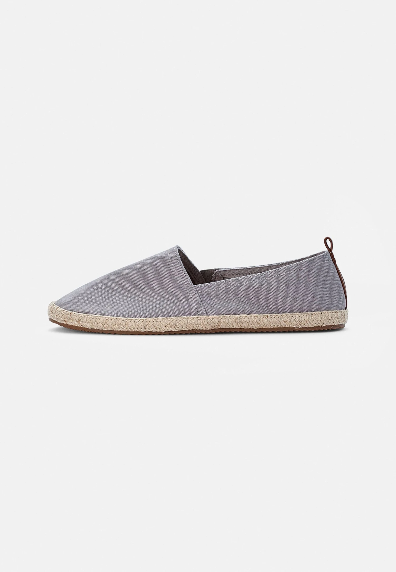Rena Espadrille Unisex - Espadrilles - Light Grey Pier One Rena Espadrille Unisex - Espadrilles - Light Grey -Pier One Schoenen Winkel a625ac24e213461a94d5096727f45e98 scaled