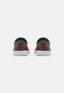 Pier One Unisex - Sneakers Laag - 708 4 Pier One Unisex - Sneakers Laag - 708 -Pier One Schoenen Winkel a668bae8887748689fb608cf6d6bde7e