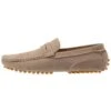 Pier One Unisex - Mocassins - Taupe 1 Pier One Unisex - Mocassins - Taupe -Pier One Schoenen Winkel a93cff17a51d4a77885140d785773704