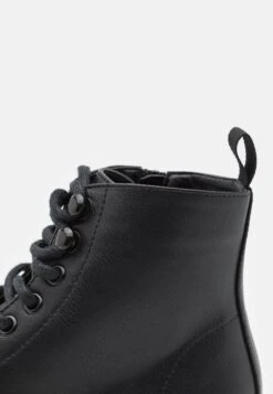 Pier One Unisex - Veterboots - Black 7 Pier One Unisex - Veterboots - Black -Pier One Schoenen Winkel b89144eeaa4c42d8881d12ca03a3a891