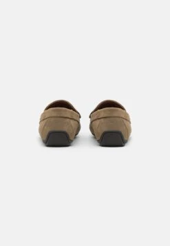 Pier One Unisex - Mocassins - Beige 4 Pier One Unisex - Mocassins - Beige -Pier One Schoenen Winkel c639c1c30a054e8a882cef83d4e0788b