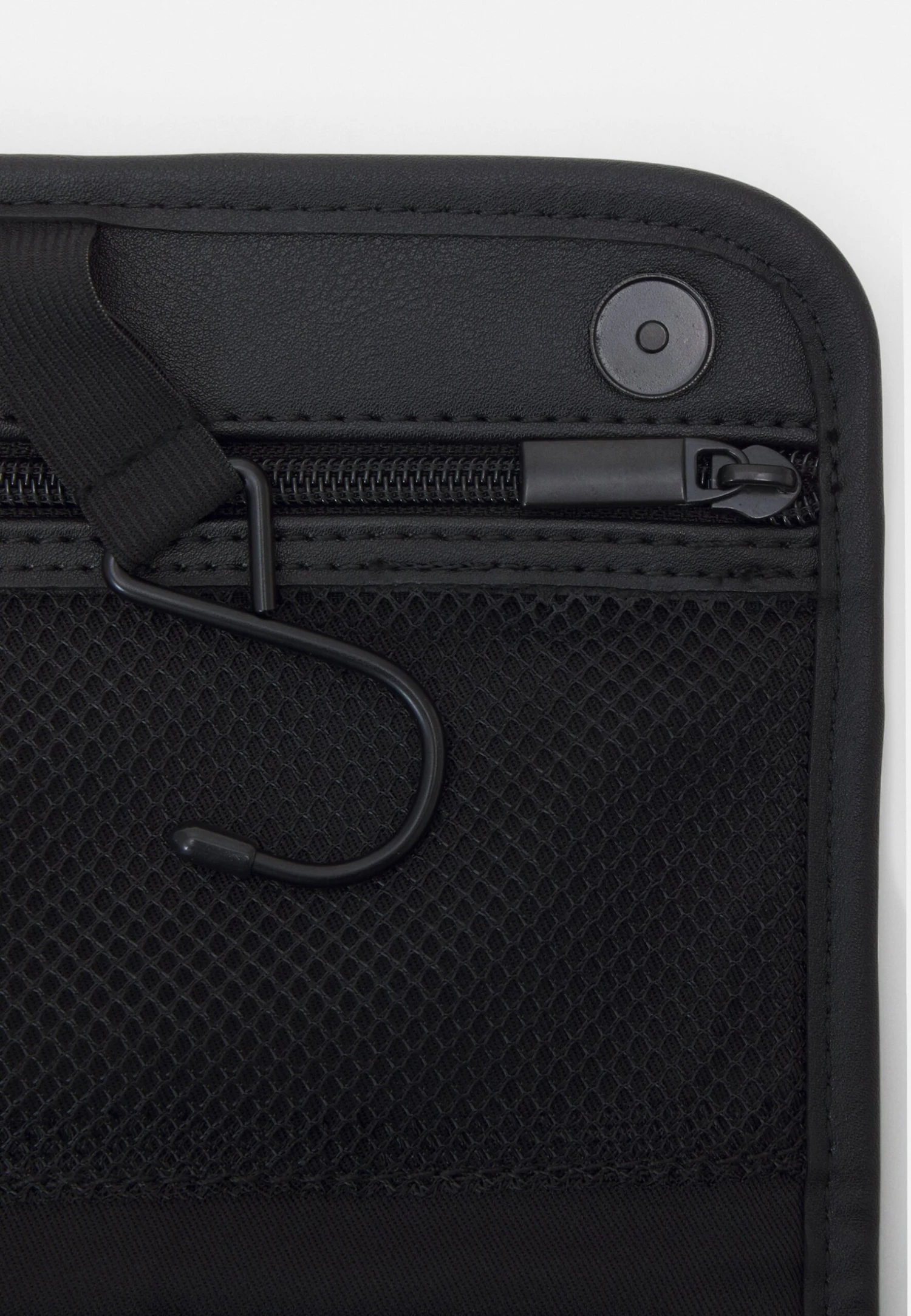 Unisex - Toilettas - Black Pier One Unisex - Toilettas - Black -Pier One Schoenen Winkel c7addbd3735e449b8900c642b6503c2b scaled