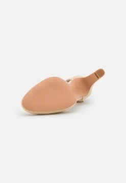 Pier One Leather- Klassieke Pumps - Beige -Pier One Schoenen Winkel ca3d95b83ad84845ab24eb47c75b8ced