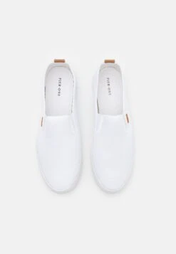 Pier One Unisex - Instappers - White 5 Pier One Unisex - Instappers - White -Pier One Schoenen Winkel cab355a5a66847138fab0310c479705c