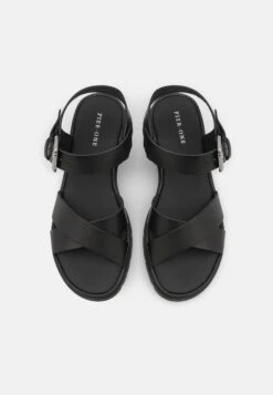 Pier One Leather - Sandalen - Black -Pier One Schoenen Winkel d342e7cd794d4e4a9a74fdaaf4297a3f