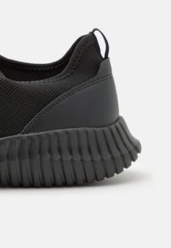 Pier One Sneakers Laag - Black -Pier One Schoenen Winkel da21a0204b9943a1b0a5be03e6d2430f