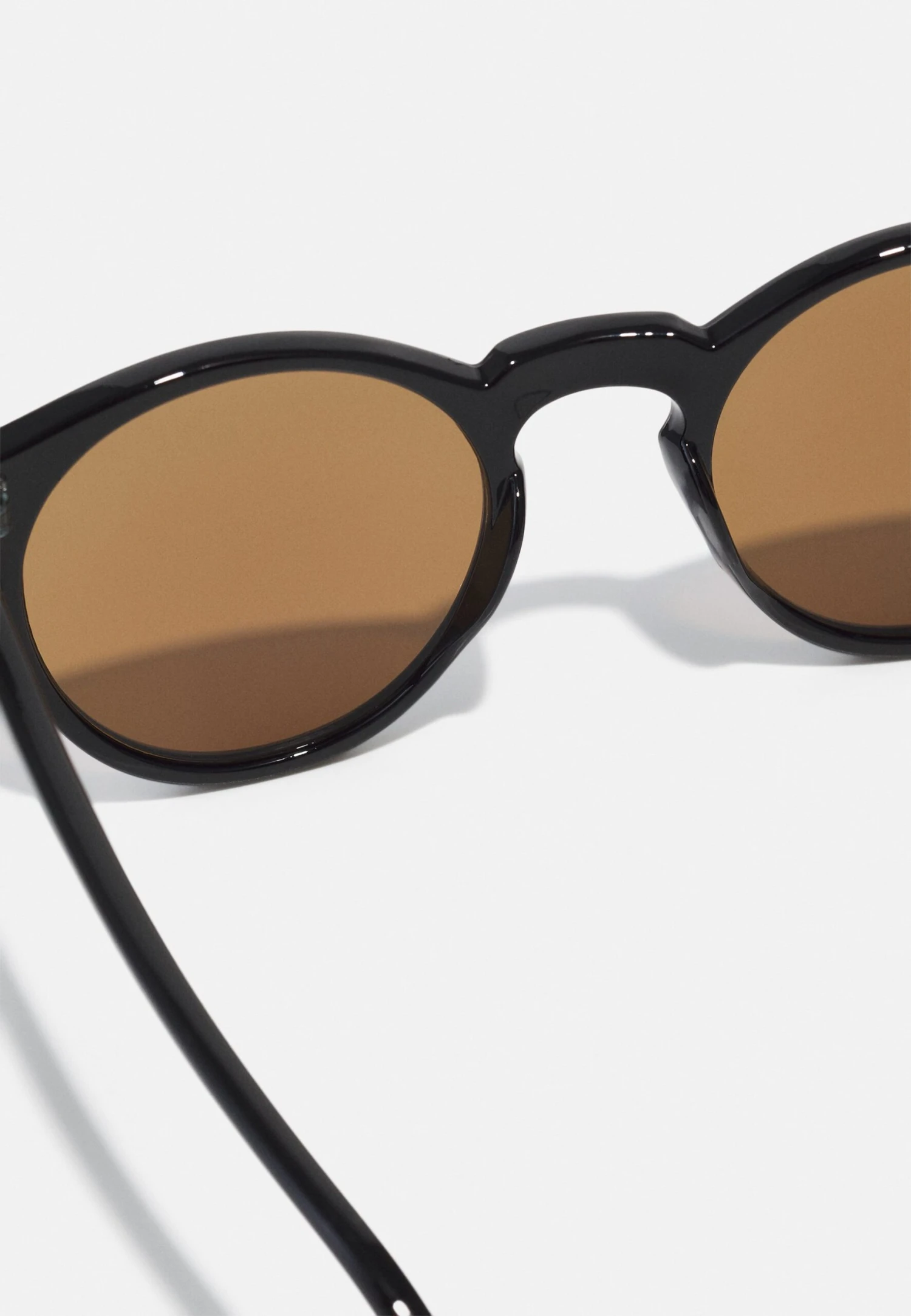 Unisex - Zonnebril - Black/Blue Pier One Unisex - Zonnebril - Black/Blue -Pier One Schoenen Winkel da9c902c3c0f42ed9cb742aef3377db0 scaled