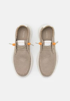 Pier One Sneakers Laag - Beige -Pier One Schoenen Winkel e1e11fb9800f406ebbfc2036aeac7718