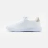 Pier One Sneakers Laag - White -Pier One Schoenen Winkel f45c1df5697447cf9e2846e5586daff6