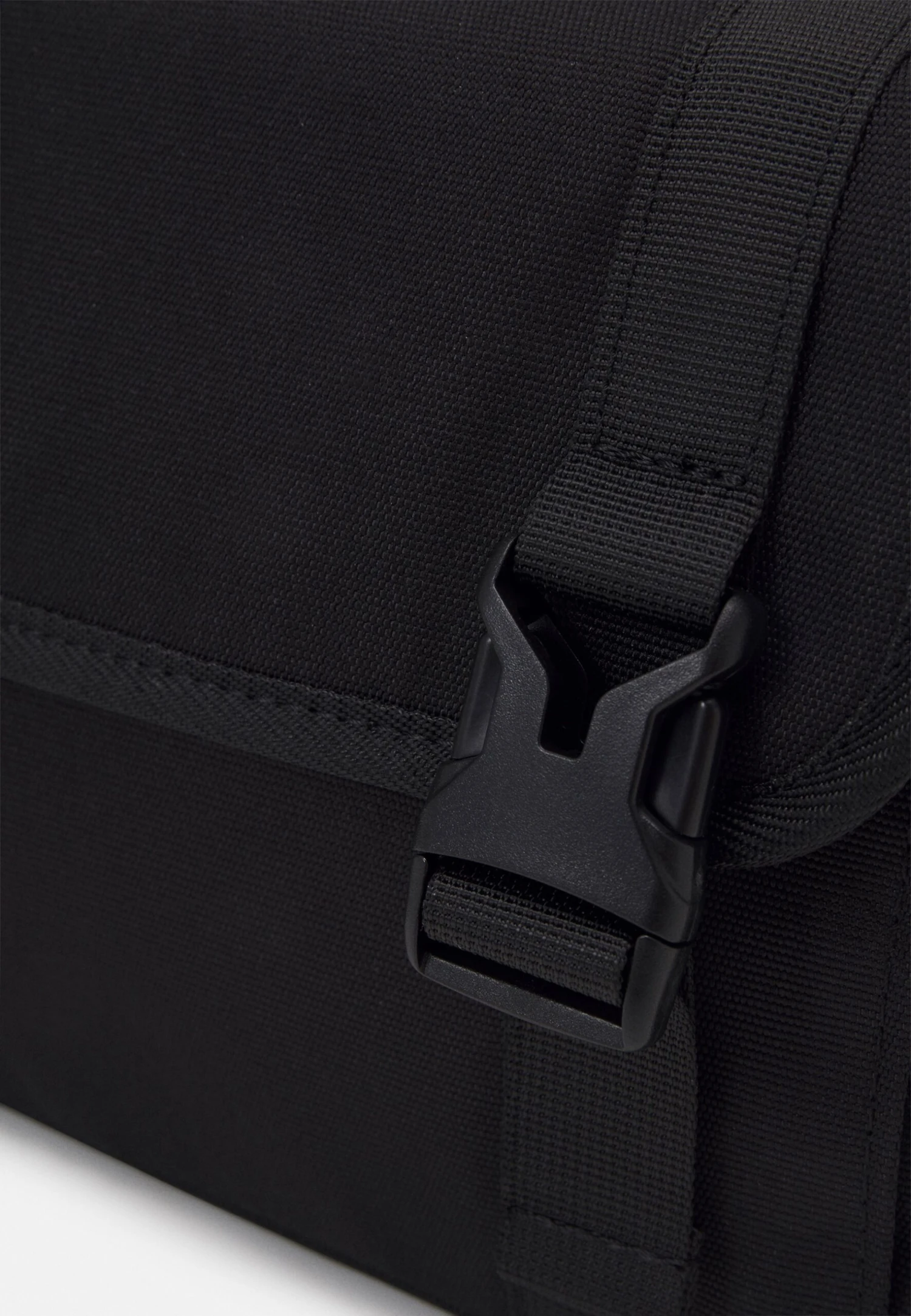 Unisex - Schoudertas - Black Pier One Unisex - Schoudertas - Black -Pier One Schoenen Winkel f6be7e6f25484afd818fa13238f4a0f4 scaled